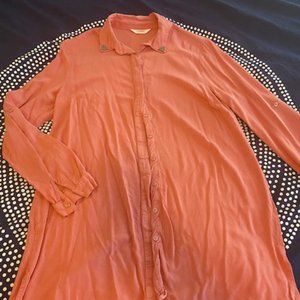 LC Wakiki Pink Long Sleeved Button down shirt with sleeve pocket for rolling
